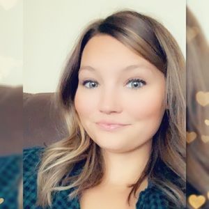 Meet your Posher, Ashlee